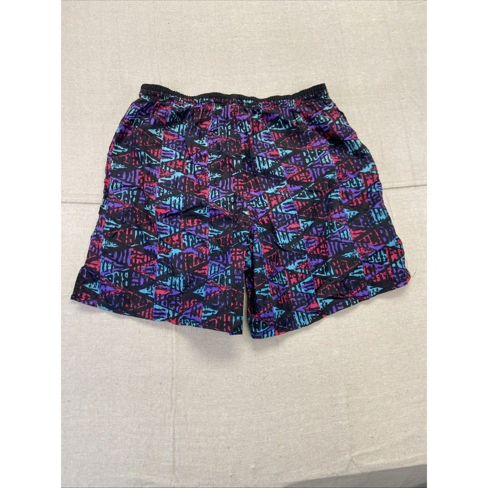 Vintage Umbro Shorts Mens M Multi Abstract Soccer 90s Summer Retro Nylon